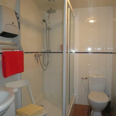 Au Pont Romain Bed & Breakfast *
